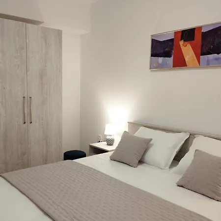 Apartment Vladimir By Interhome *