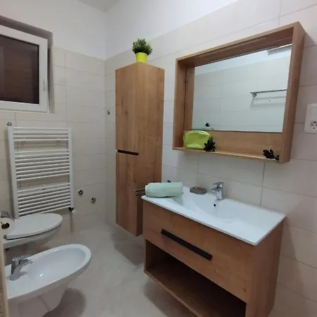 Apartment Vladimir By Interhome